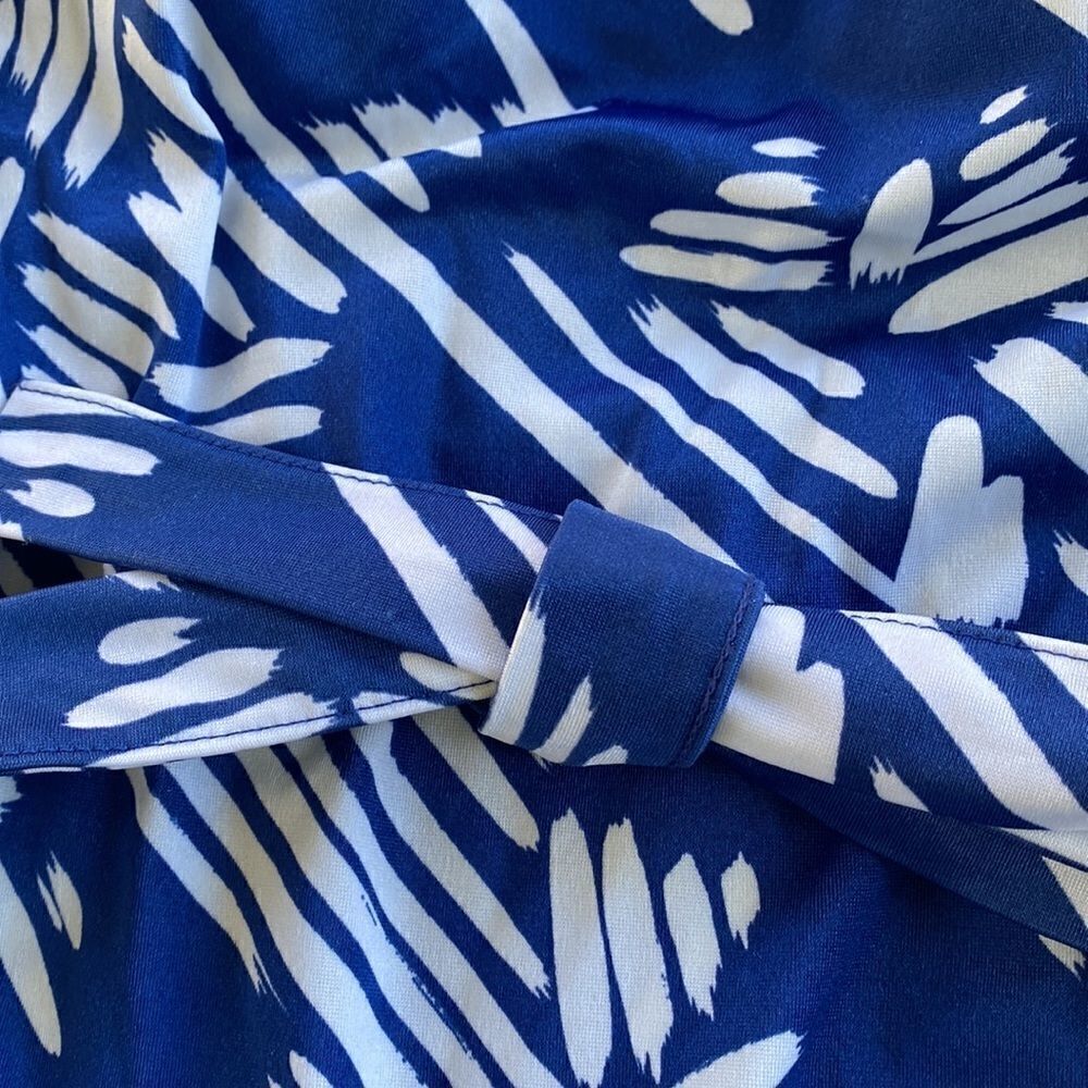 Mainstream Retro Style Bathing Suit 12 - Picture 4 of 9